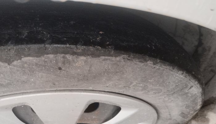 2011 Hyundai i10 MAGNA 1.2, Petrol, Manual, 96,887 km, tyre