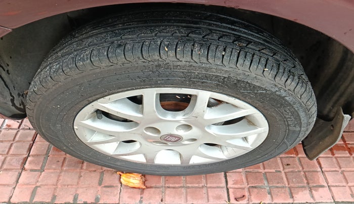 2013 Fiat Grand Punto EMOTION PACK 1.3, Diesel, Manual, 45,869 km, tyre