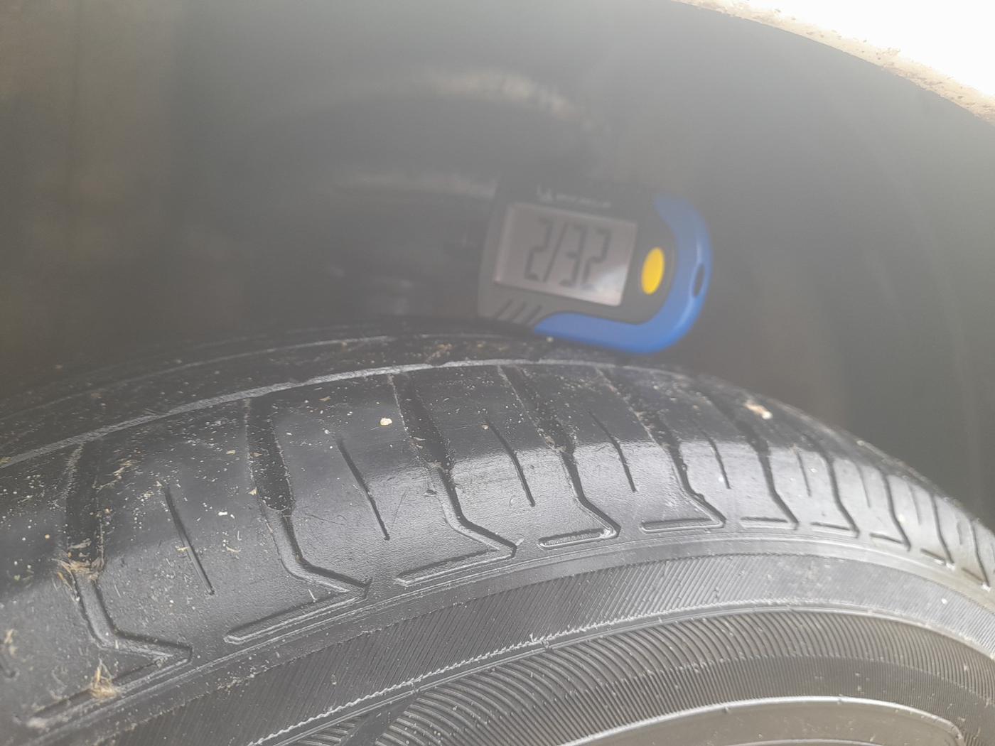 2010 Hyundai i20 MAGNA 1.2, Petrol, Manual, 1,07,700 km, tyre