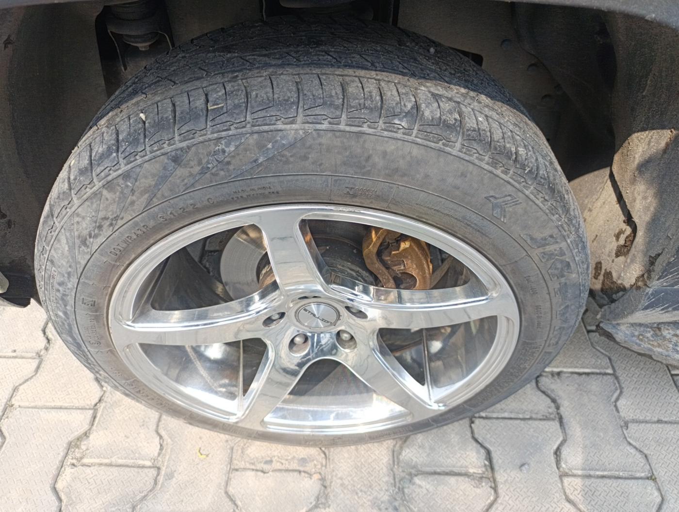 2023 Mahindra BOLERO NEO N 8, Diesel, Manual, 32,774 km, tyre