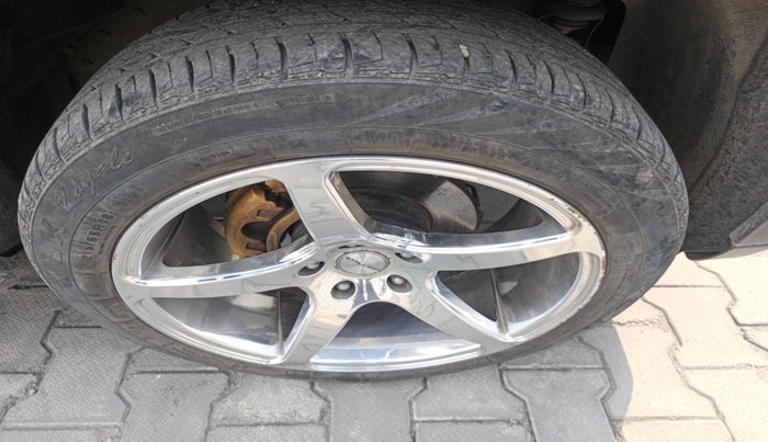 2023 Mahindra BOLERO NEO N 8, Diesel, Manual, 32,774 km, tyre