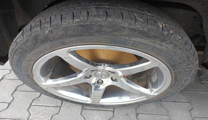 2023 Mahindra BOLERO NEO N 8, Diesel, Manual, 32,774 km, tyre