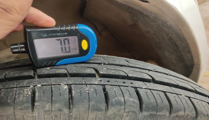 2019 Maruti Alto 800 LXI, Petrol, Manual, 49,760 km, tyre