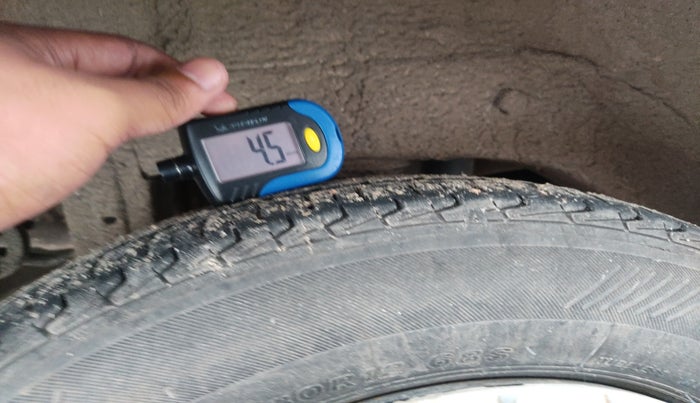 2019 Maruti Alto 800 LXI, Petrol, Manual, 49,760 km, tyre