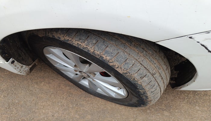 2015 Maruti Ertiga VDI, Diesel, Manual, 1,58,636 km, tyre