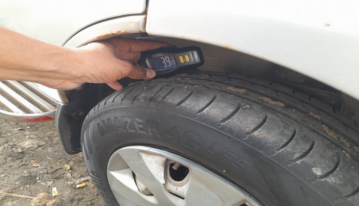 2017 Maruti Eeco 5 STR WITH A/C+HTR, Petrol, Manual, 1,05,701 km, tyre