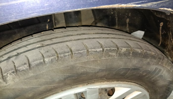 2018 Maruti Dzire VDI, Diesel, Manual, 2,31,695 km, tyre