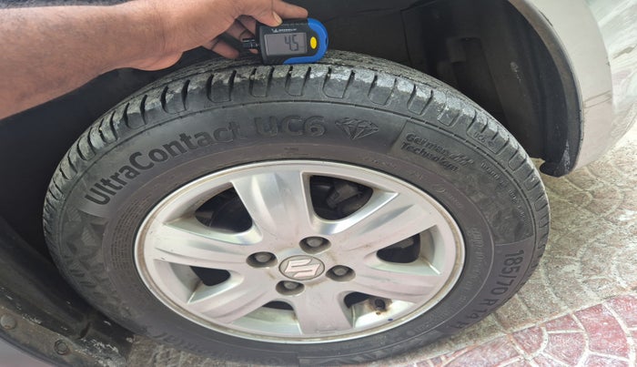 2011 Maruti Swift Dzire ZXI, Petrol, Manual, 1,14,063 km, tyre