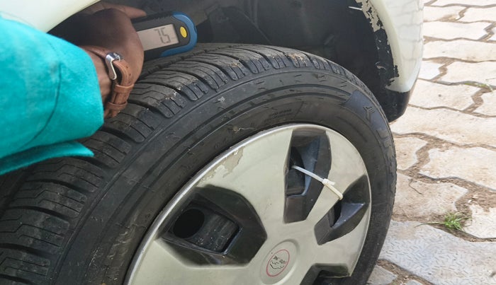 2016 Tata Indigo ECS LX TDI, Diesel, Manual, 98,341 km, tyre