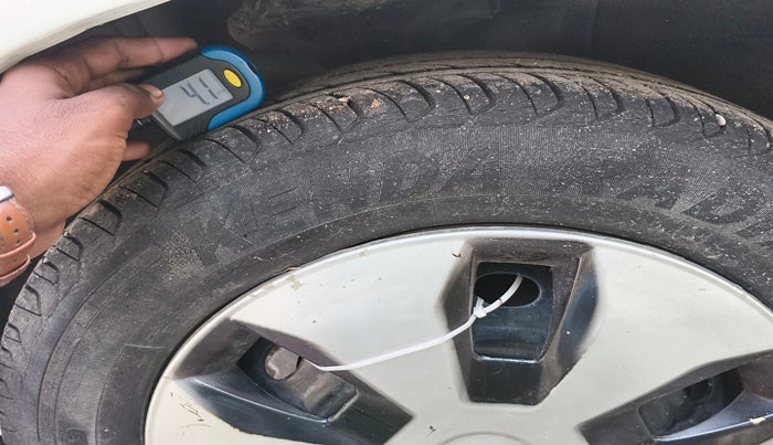 2016 Tata Indigo ECS LX TDI, Diesel, Manual, 98,341 km, tyre