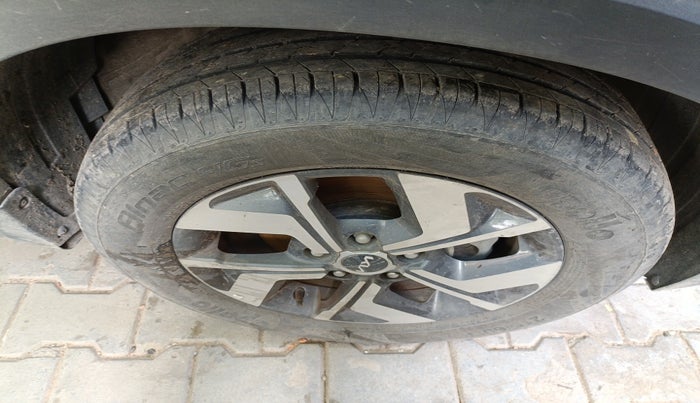 2023 KIA SONET HTX 1.0 IMT, Petrol, Manual, 45,000 km, tyre
