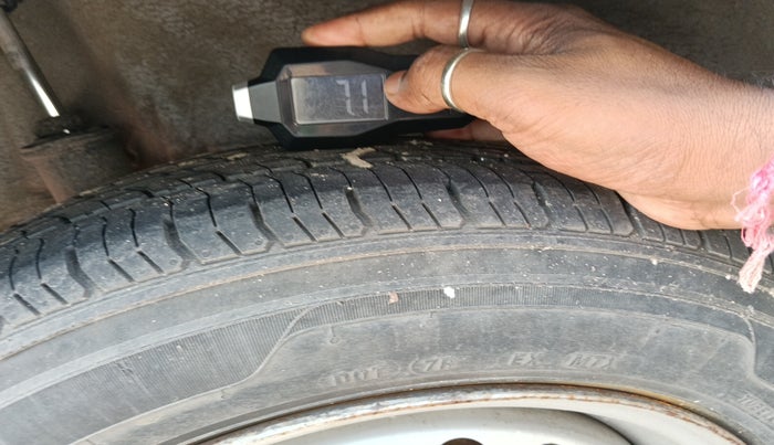 2016 Honda Amaze 1.5L I-DTEC E, Diesel, Manual, 1,78,000 km, tyre