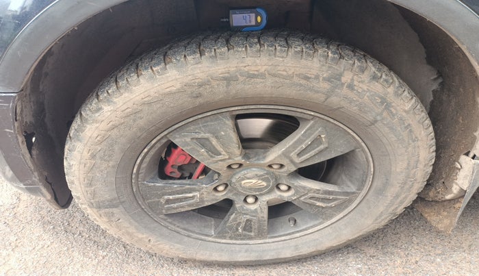 2014 Mahindra XUV500 W8, Diesel, Manual, 1,72,155 km, tyre