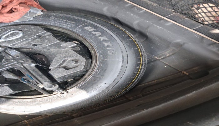 2021 MG ZS EV EXCLUSIVE, Electric, Automatic, 13,51,000 km, tyre