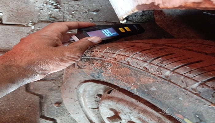 2012 Tata Nano CX, Petrol, Manual, 70,000 km, tyre