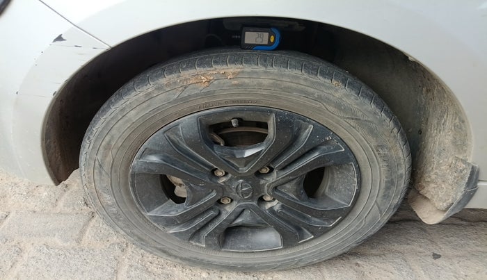 2019 Tata Tiago XZA PETROL, Petrol, Automatic, 68,287 km, tyre