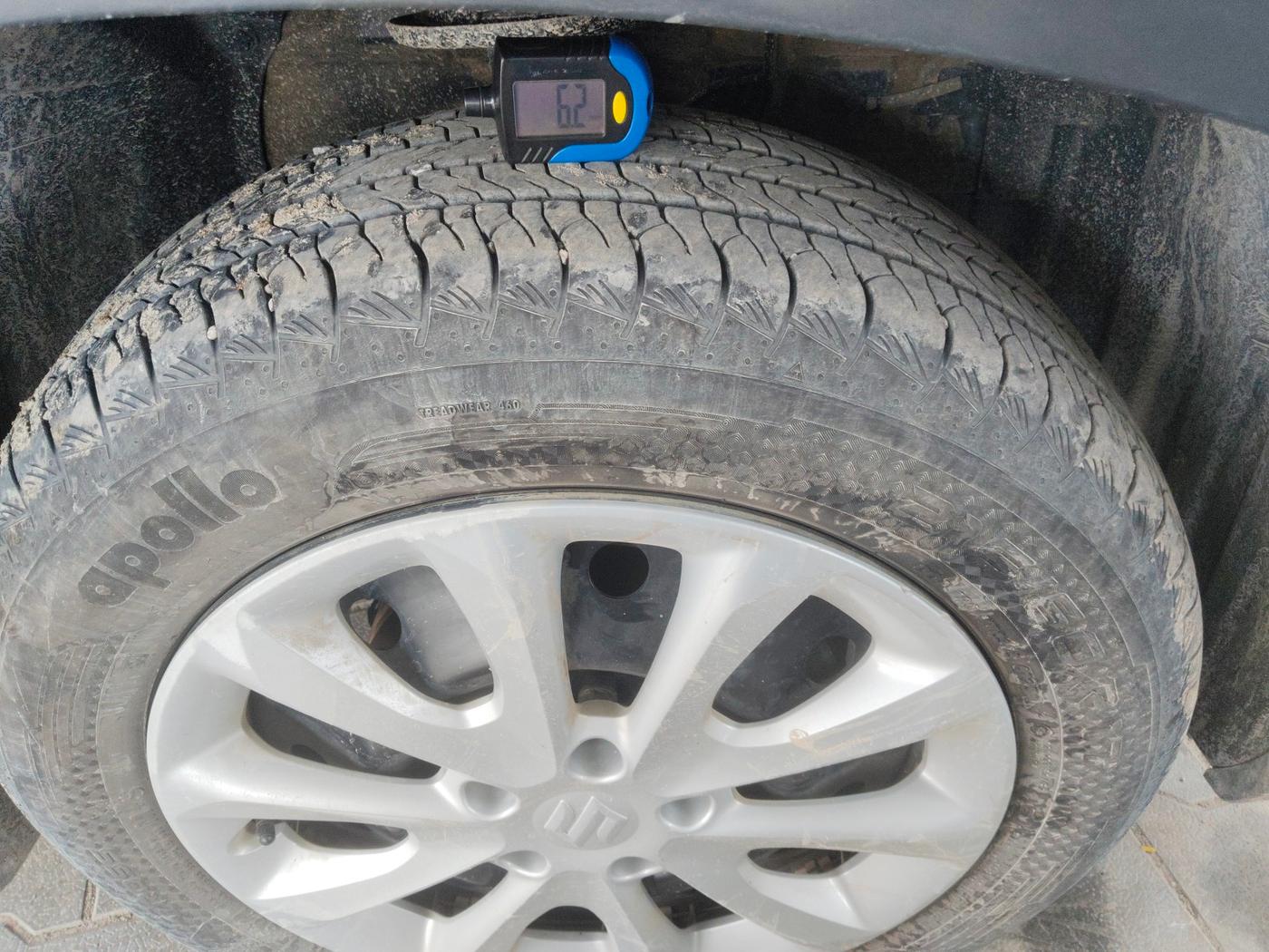 2025 Maruti Grand Vitara DELTA SMART HYBRID, Petrol, Manual, 13,286 km, tyre