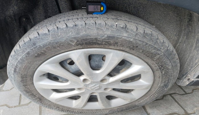 2025 Maruti Grand Vitara DELTA SMART HYBRID, Petrol, Manual, 13,286 km, tyre