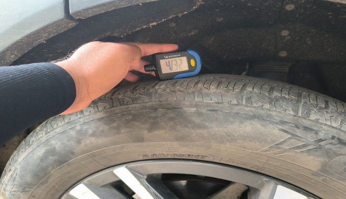 2023 Mahindra XUV700 AX 5 D AT 5 STR, Diesel, Automatic, 72,410 km, tyre