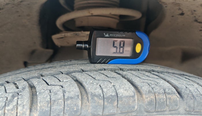 2016 Tata Tiago XT DIESEL, Diesel, Manual, 1,90,000 km, tyre