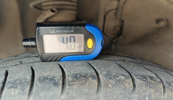 2016 Tata Tiago XT DIESEL, Diesel, Manual, 1,90,000 km, tyre