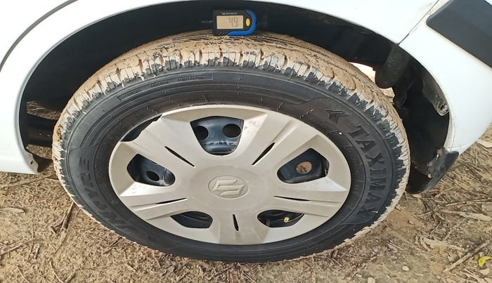 2015 Maruti Wagon R 1.0 VXI, Petrol, Manual, 51,127 km, tyre