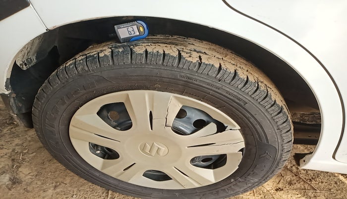 2015 Maruti Wagon R 1.0 VXI, Petrol, Manual, 51,127 km, tyre