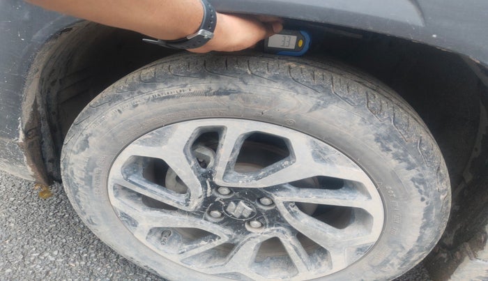 2023 Maruti FRONX ALPHA 1.0L TURBO 6 AT, Petrol, Automatic, 33,972 km, tyre