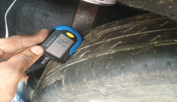 2018 Maruti Alto K10 LXI, Petrol, Manual, 71,069 km, tyre