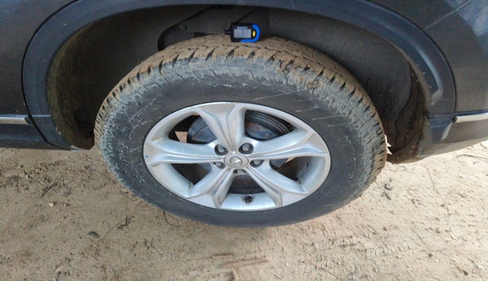 2019 Tata Harrier XZ 2.0L, Diesel, Manual, 2,05,544 km, tyre