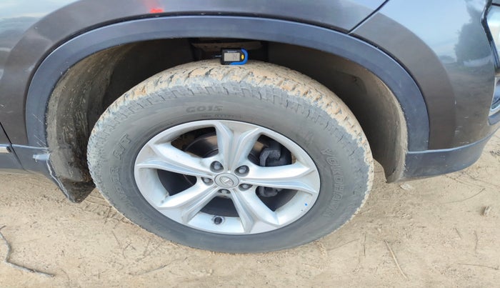 2019 Tata Harrier XZ 2.0L, Diesel, Manual, 2,05,544 km, tyre