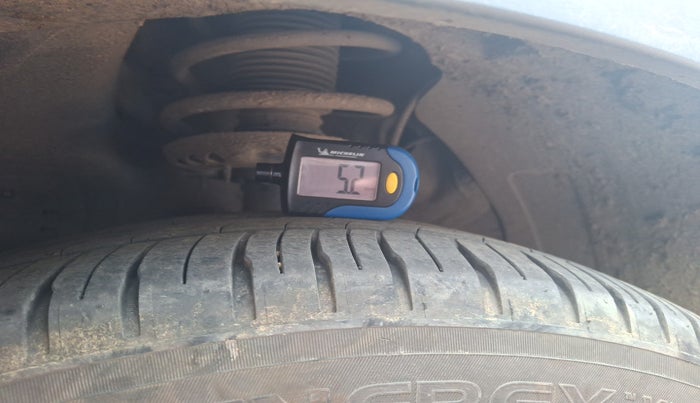 2022 KIA SELTOS HTK 1.5 PETROL, Petrol, Manual, 1,01,158 km, tyre
