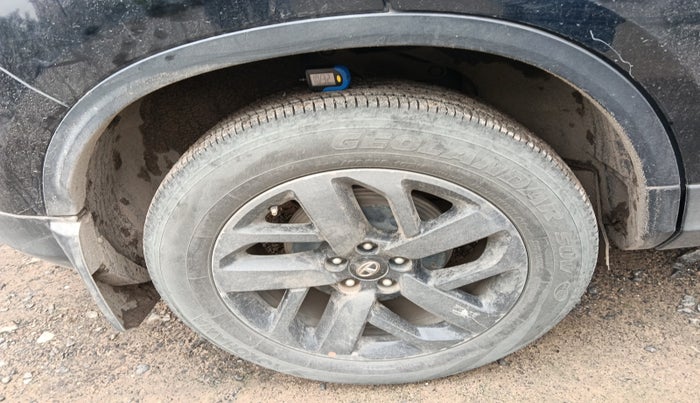 2022 Tata Harrier XZA Plus 2.0L Kryotec Halo Dark Edition, Diesel, Automatic, 55,171 km, tyre