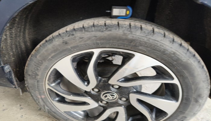 2019 Toyota Glanza G, Petrol, Manual, 33,970 km, tyre