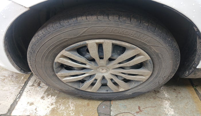 2014 Maruti Swift Dzire VDI, Diesel, Manual, 1,33,259 km, tyre