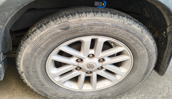2013 Toyota Fortuner 3.0 4X2 AT, Diesel, Automatic, 1,11,310 km, tyre