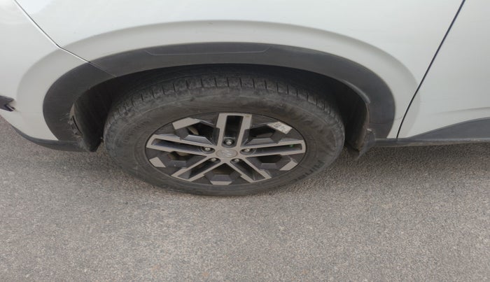 2022 Hyundai VENUE S(O) 1.2, Petrol, Manual, 35,788 km, tyre