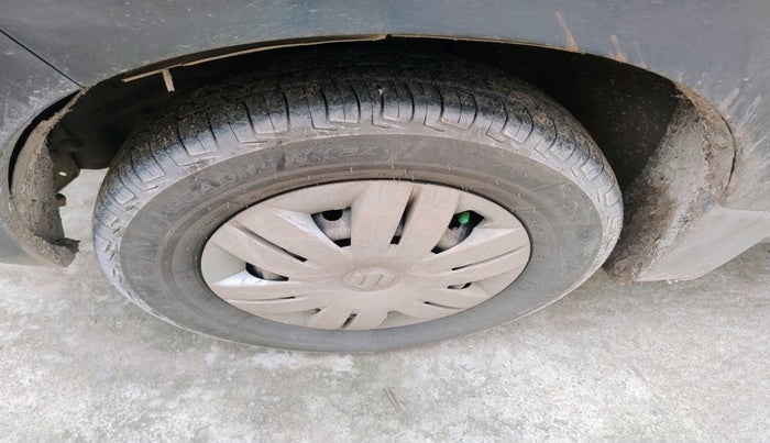 2019 Maruti Alto 800 VXI, Petrol, Manual, 49,879 km, tyre