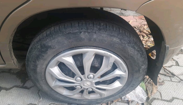 2010 Maruti Alto K10 LXI, Petrol, Manual, 87,429 km, tyre