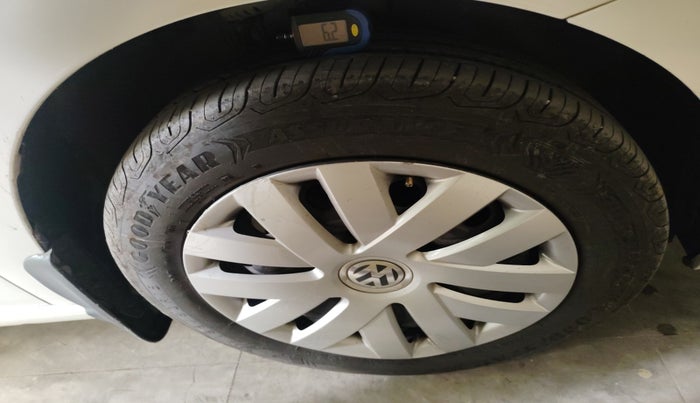 2018 Volkswagen Vento COMFORTLINE 1.6, Petrol, Manual, 44,480 km, tyre