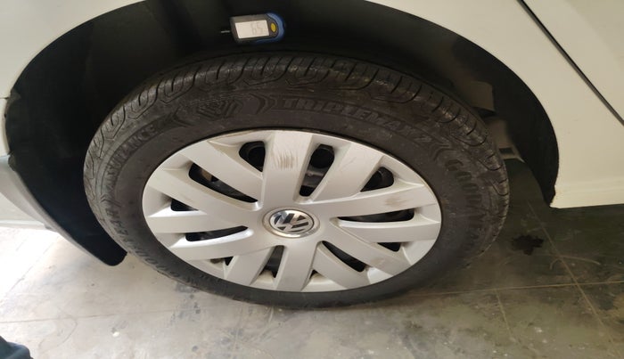 2018 Volkswagen Vento COMFORTLINE 1.6, Petrol, Manual, 44,480 km, tyre