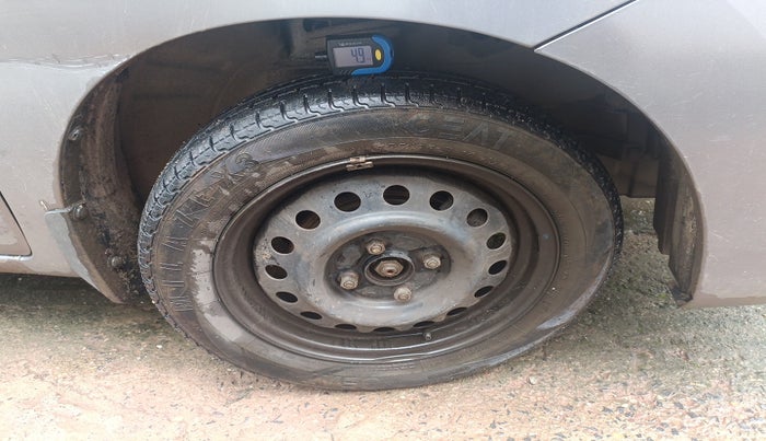 2014 Maruti Wagon R 1.0 VXI, Petrol, Manual, 65,959 km, tyre