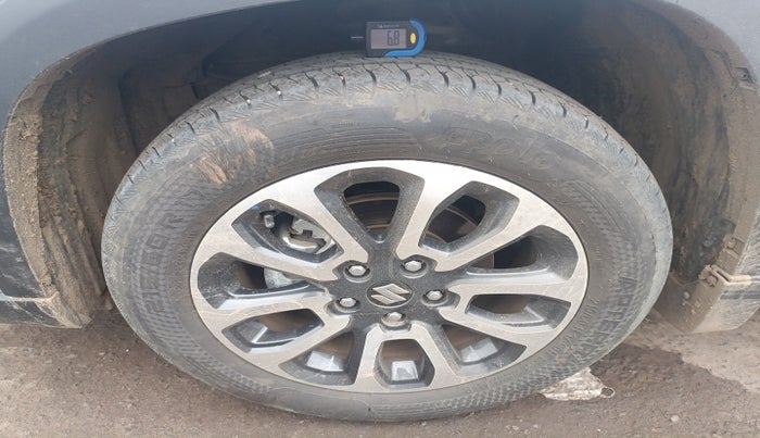 2025 Maruti Grand Vitara ZETA SMART HYBRID, Petrol, Manual, 1,214 km, tyre