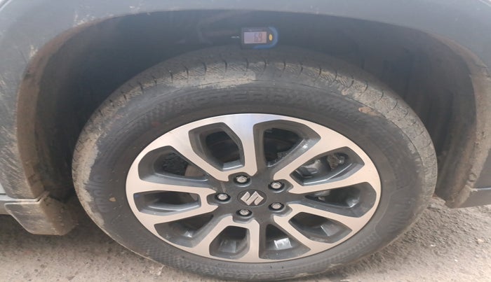 2025 Maruti Grand Vitara ZETA SMART HYBRID, Petrol, Manual, 1,214 km, tyre
