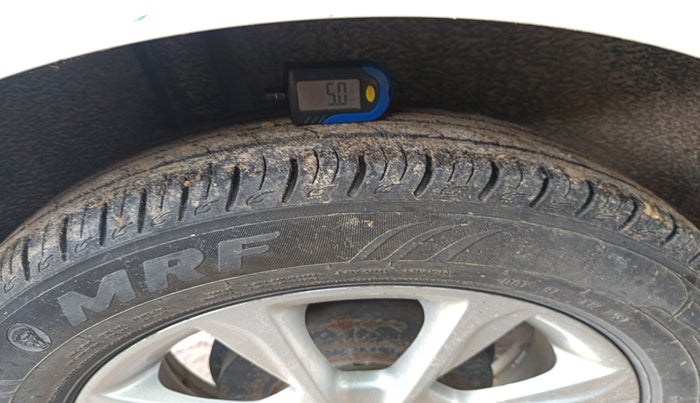 2018 Ford Ecosport TITANIUM 1.5L DIESEL, Diesel, Manual, 1,31,364 km, tyre