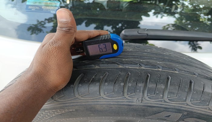 2018 Ford Ecosport TITANIUM 1.5L DIESEL, Diesel, Manual, 1,31,364 km, tyre