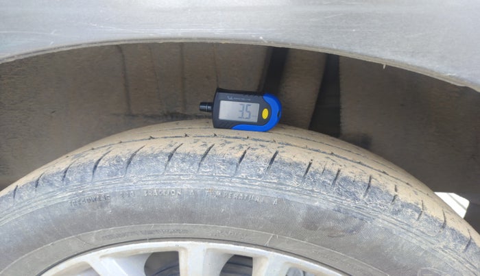 2018 Maruti Dzire ZXI, Petrol, Manual, 1,38,176 km, tyre