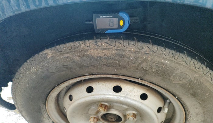 2012 Maruti Alto LXI, Petrol, Manual, 80,427 km, tyre