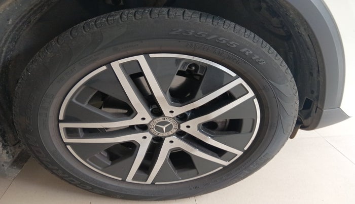 2021 Mercedes Benz GLA Class 220d, Diesel, Automatic, 34,074 km, tyre
