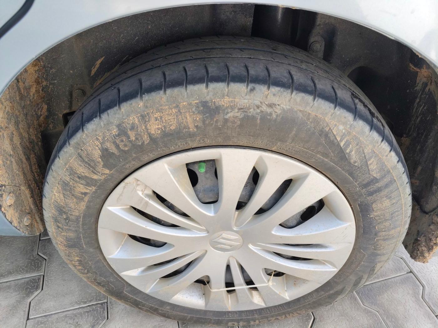 2015 Maruti Ertiga VDI, Diesel, Manual, 1,04,000 km, tyre